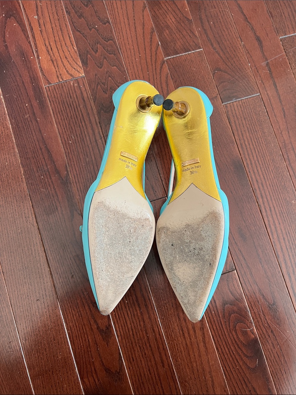 Gucci · By Alessandro Michele · 2019 · Unia Cherry Patent Leather Pumps Size 8.5 - Picture 5 of 8
